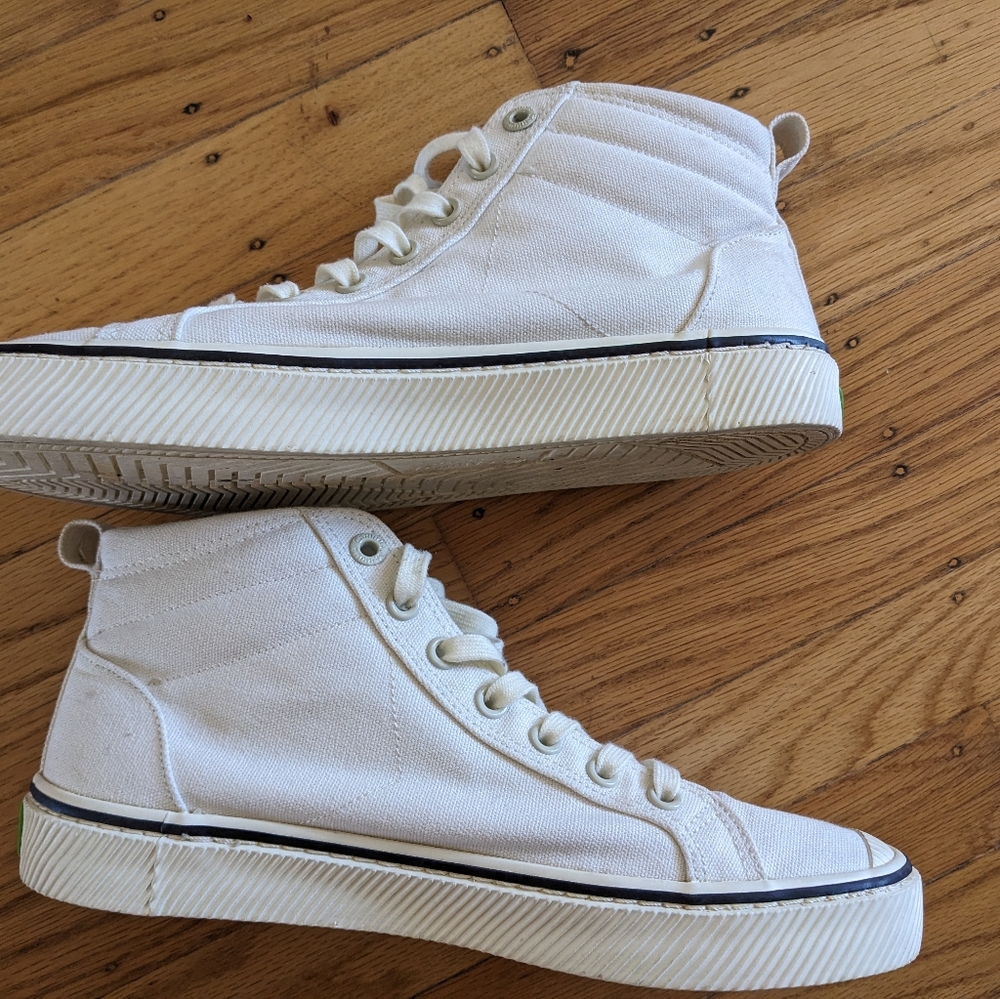 CARIUMA OCA White Canvas High Top Women's Size 9